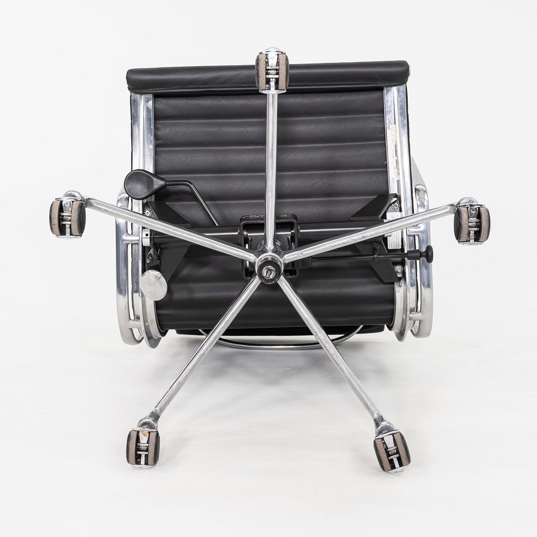 C. 2020 Herman Miller Eames Aluminum Group Management Desk Chair in Black