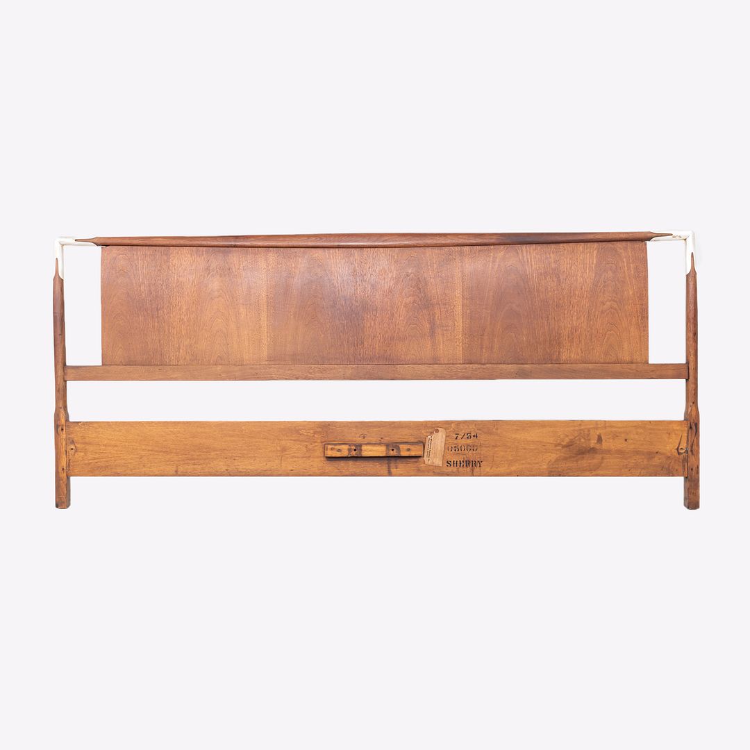 1950s T.H. Robsjohn Gibbings for Widdicomb King Size Headboard in Walnut 80x35