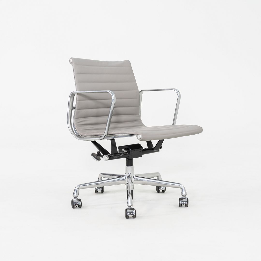 2010s Herman Miller Eames Aluminum Management Desk Chair Grey Naugahyde 2x Avail