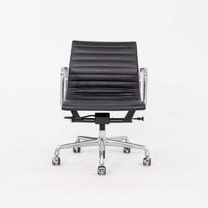 C. 2020 Herman Miller Eames Aluminum Group Management Desk Chair in Black
