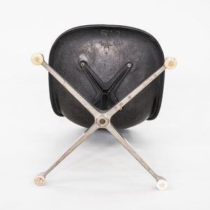 1960s Herman Miller Eames Pedestal Side Shell Chair in Fiberglass with Naugahyde