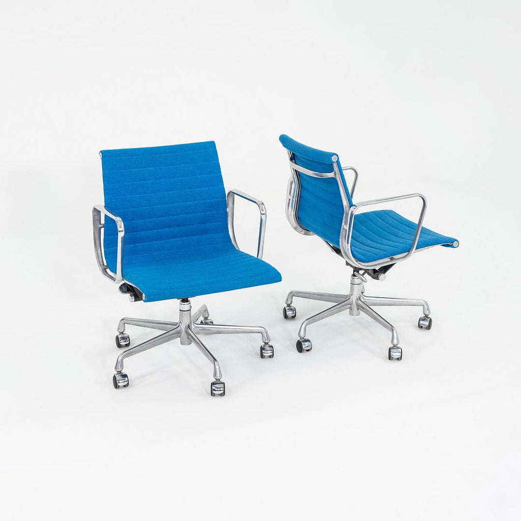 2003 Herman Miller Eames Aluminum Group Management Desk Chairs in Blue Fabric 19x Available