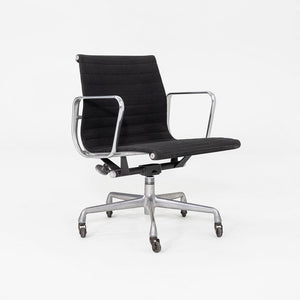 1992 Herman Miller Eames Aluminum Group Management Desk Chair in Black Fabric