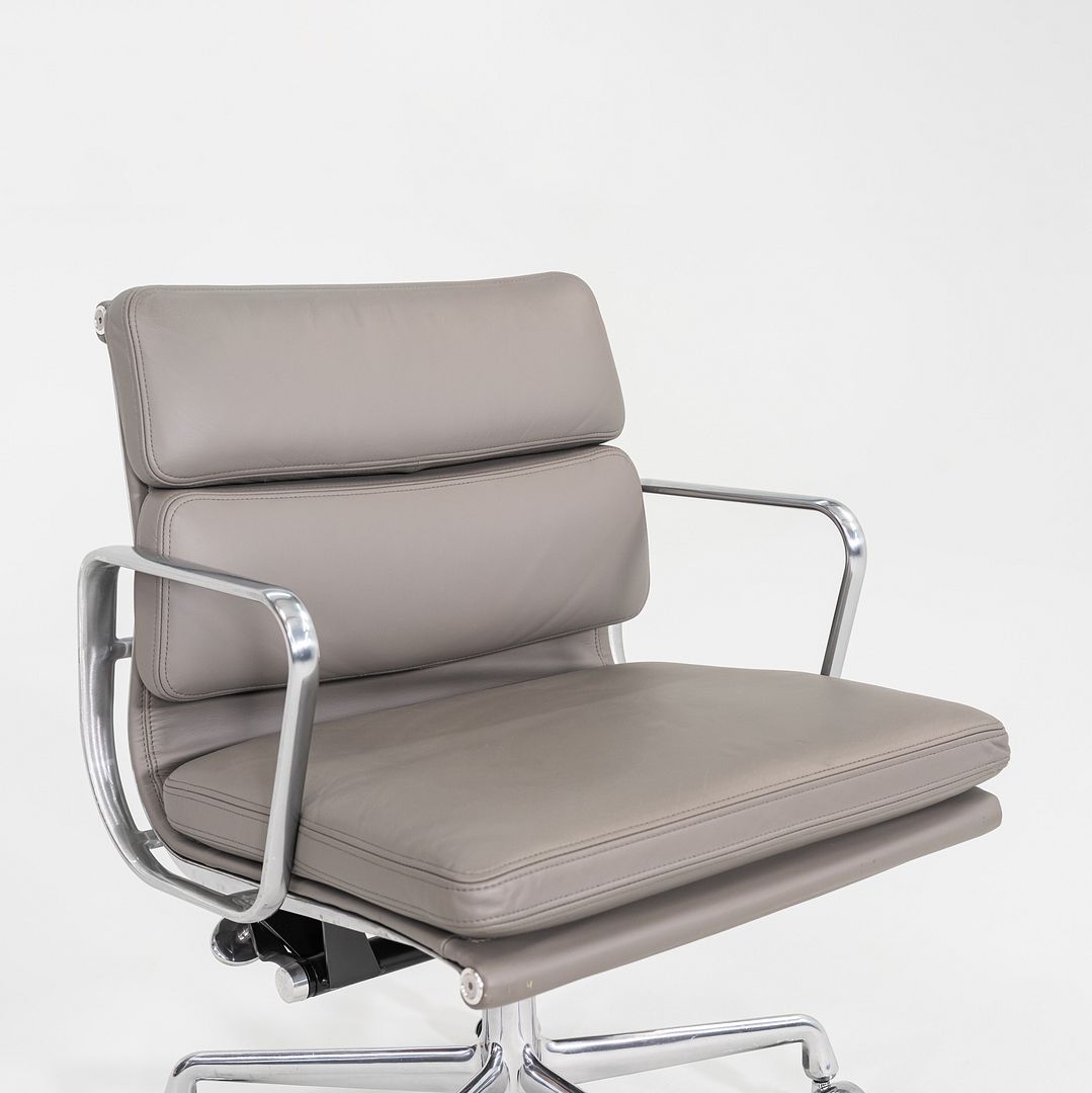 2013 Herman Miller Eames Soft Pad Management Desk Chair Grey Leather 11x Avail