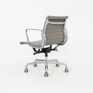 2015 Herman Miller Eames Aluminum Group Management Desk Chair in Grey Leather