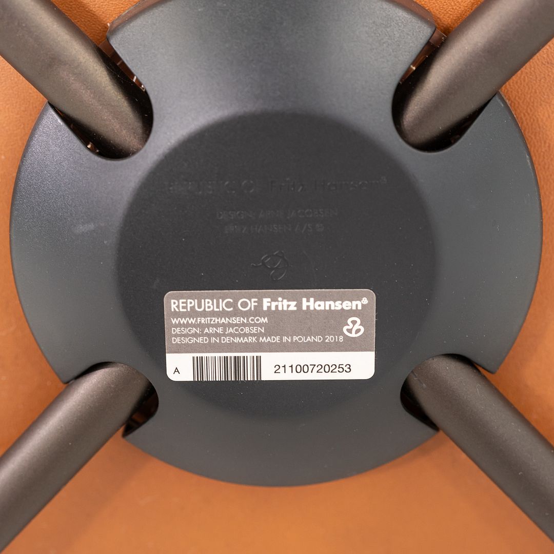 2018 Arne Jacobsen Pot Chair in Elegance Walnut Leather Steel Base Fritz Hansen