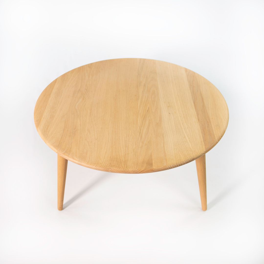 2010s CH008 Coffee Table by Hans Wegner for Carl Hansen in Oak with 34.7 in Top