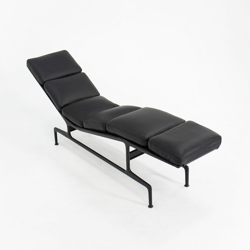 1970s ES-106 Chaise Lounge by Charles and Ray Eames for Herman Miller in Black Leather