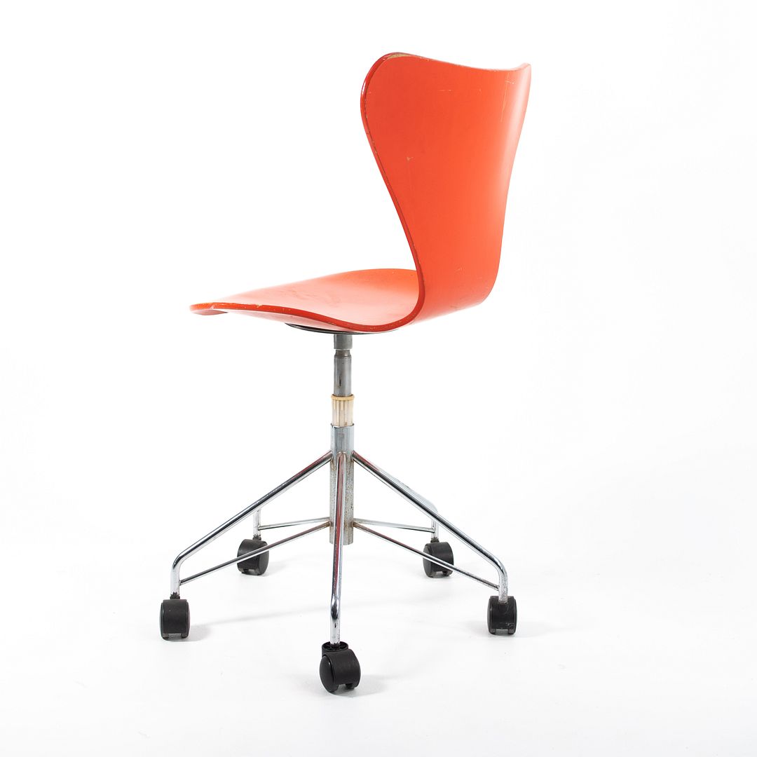 1979 3117 Rolling Chair by Arne Jacobsen for Fritz Hansen