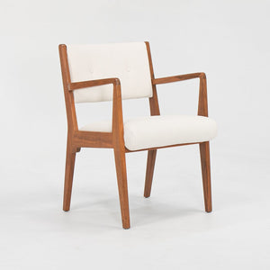 1950s Set of Six C 106 and C 206 Dining Chairs by Jens Risom for Jens Risom Design Inc. in Walnut with Off-White Fabric