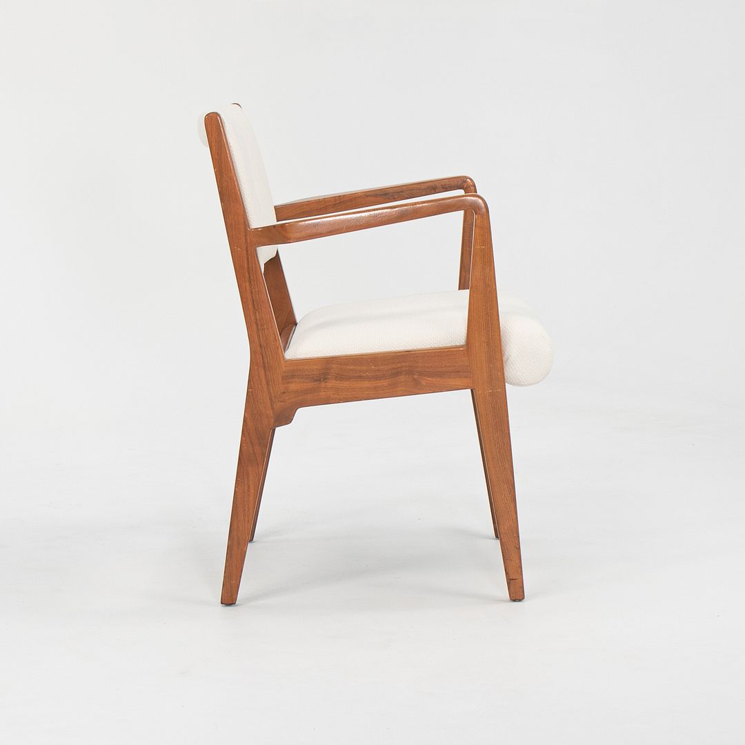 1950s Set of Six C 106 and C 206 Dining Chairs by Jens Risom for Jens Risom Design Inc. in Walnut with Off-White Fabric