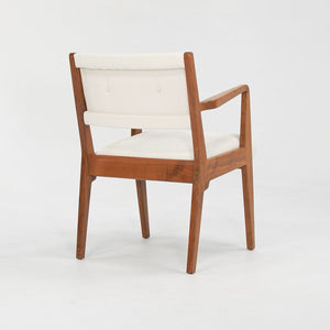 1950s Set of Six C 106 and C 206 Dining Chairs by Jens Risom for Jens Risom Design Inc. in Walnut with Off-White Fabric