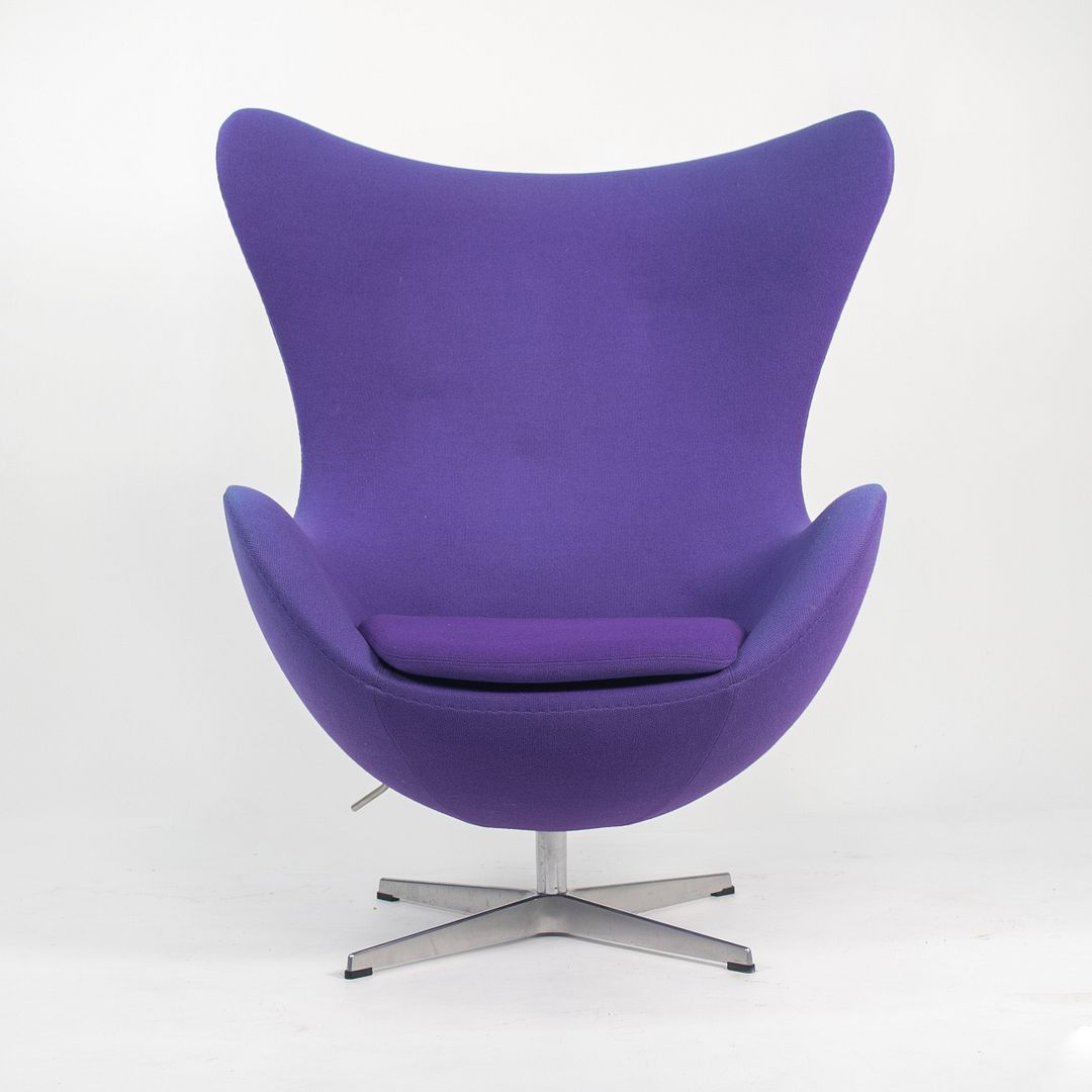 2003 Egg Chair by Arne Jacobsen for Fritz Hansen in Purple Fabric 1x Available