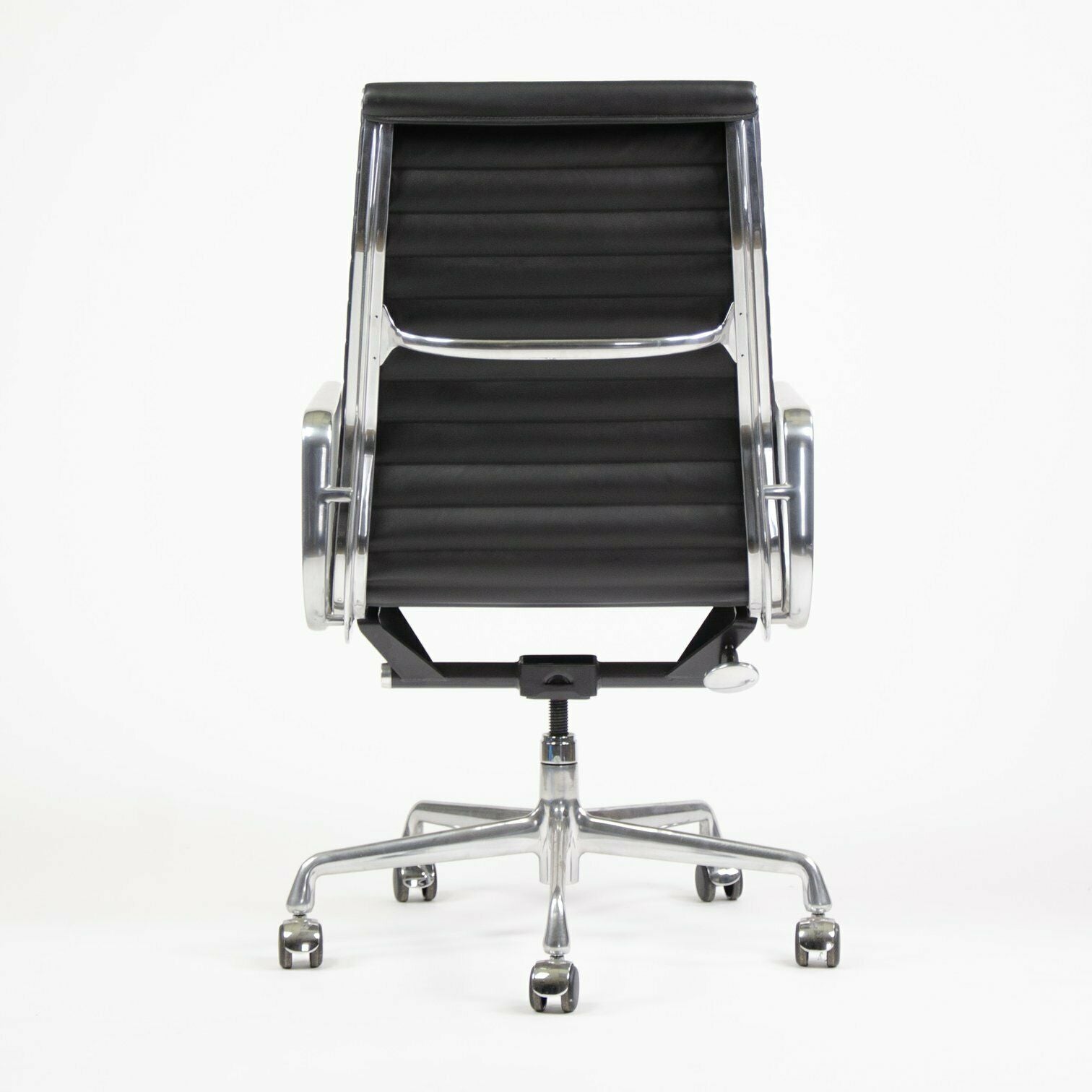 2008 Eames Herman Miller Aluminum Group Executive Desk Chair Black Sets Available