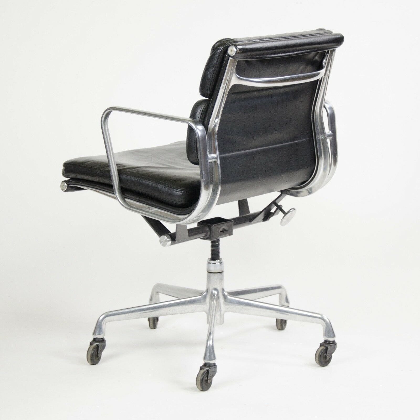 SOLD 2001 Eames Herman Miller Soft Pad Aluminum Group Desk Chair Black Leather 12x