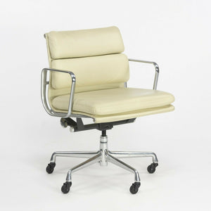 SOLD 2007 Herman Miller Eames Aluminum Group Soft Pad Management Desk Chair Off-White