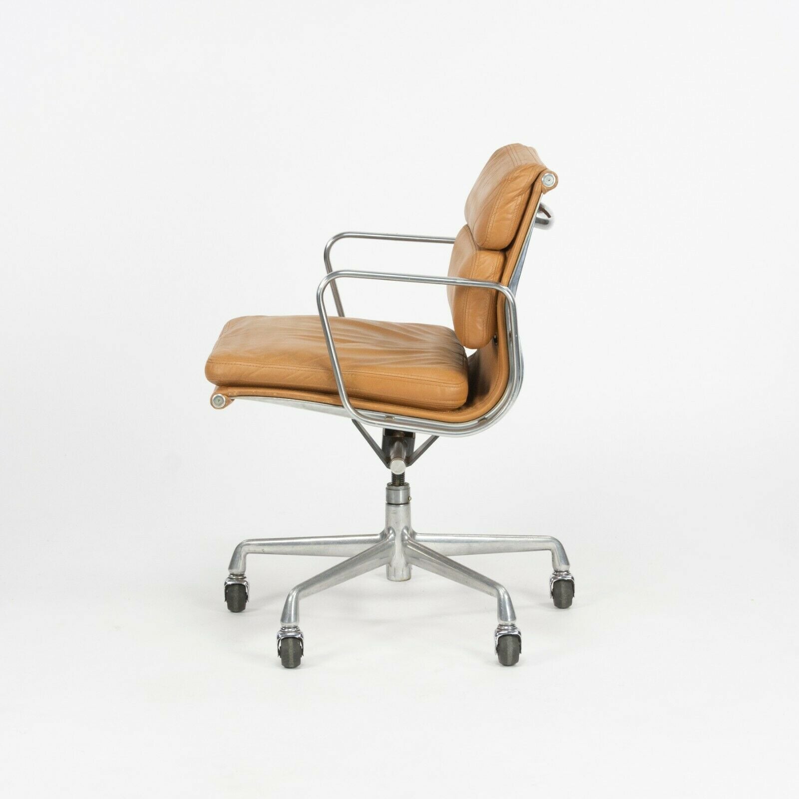 SOLD 1987 Herman Miller Eames Aluminum Group Soft Pad Desk Chairs in Tan Leather 16x Available