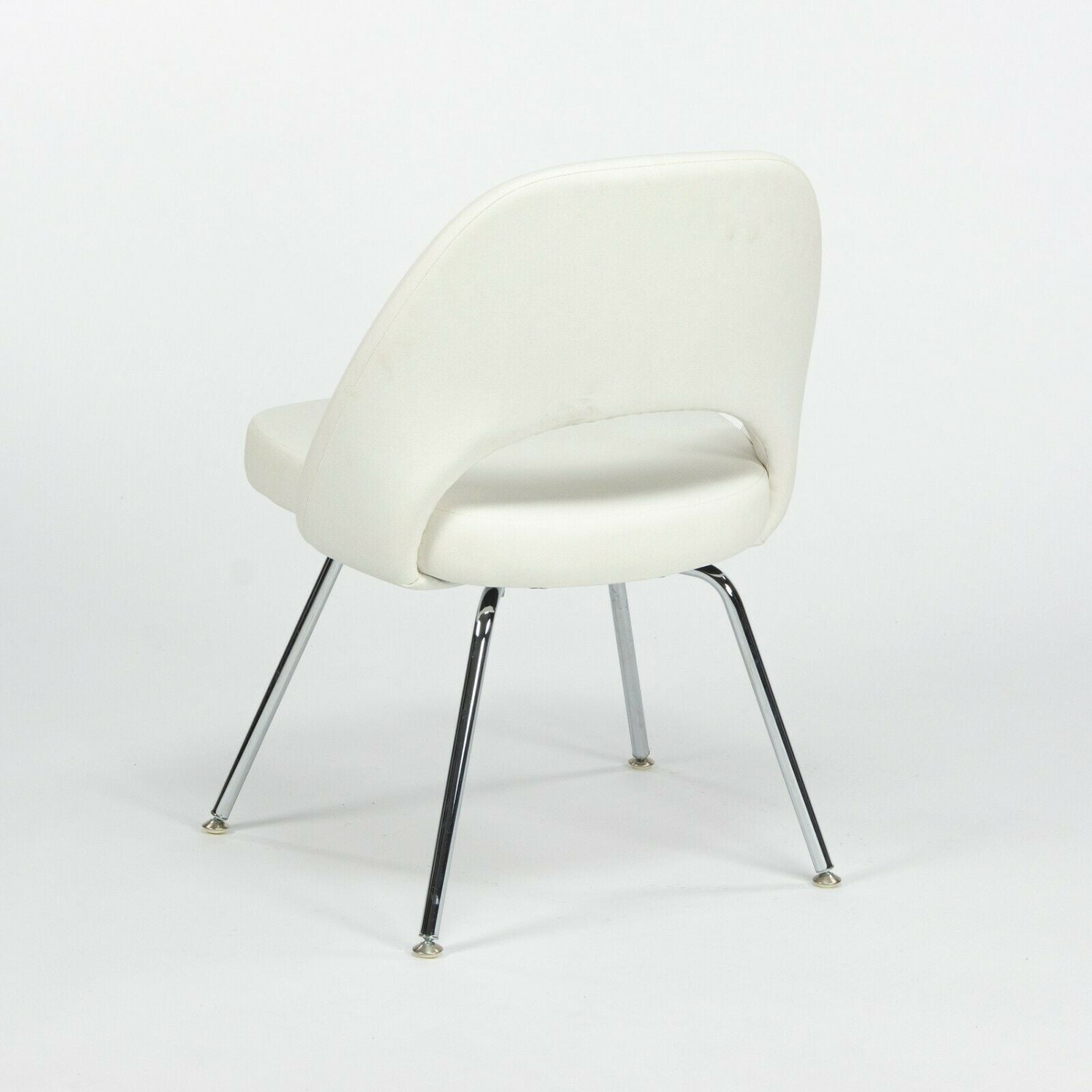 SOLD Eero Saarinen Knoll 2020 White Leather Executive Side Chair with Chrome Legs 2x Available