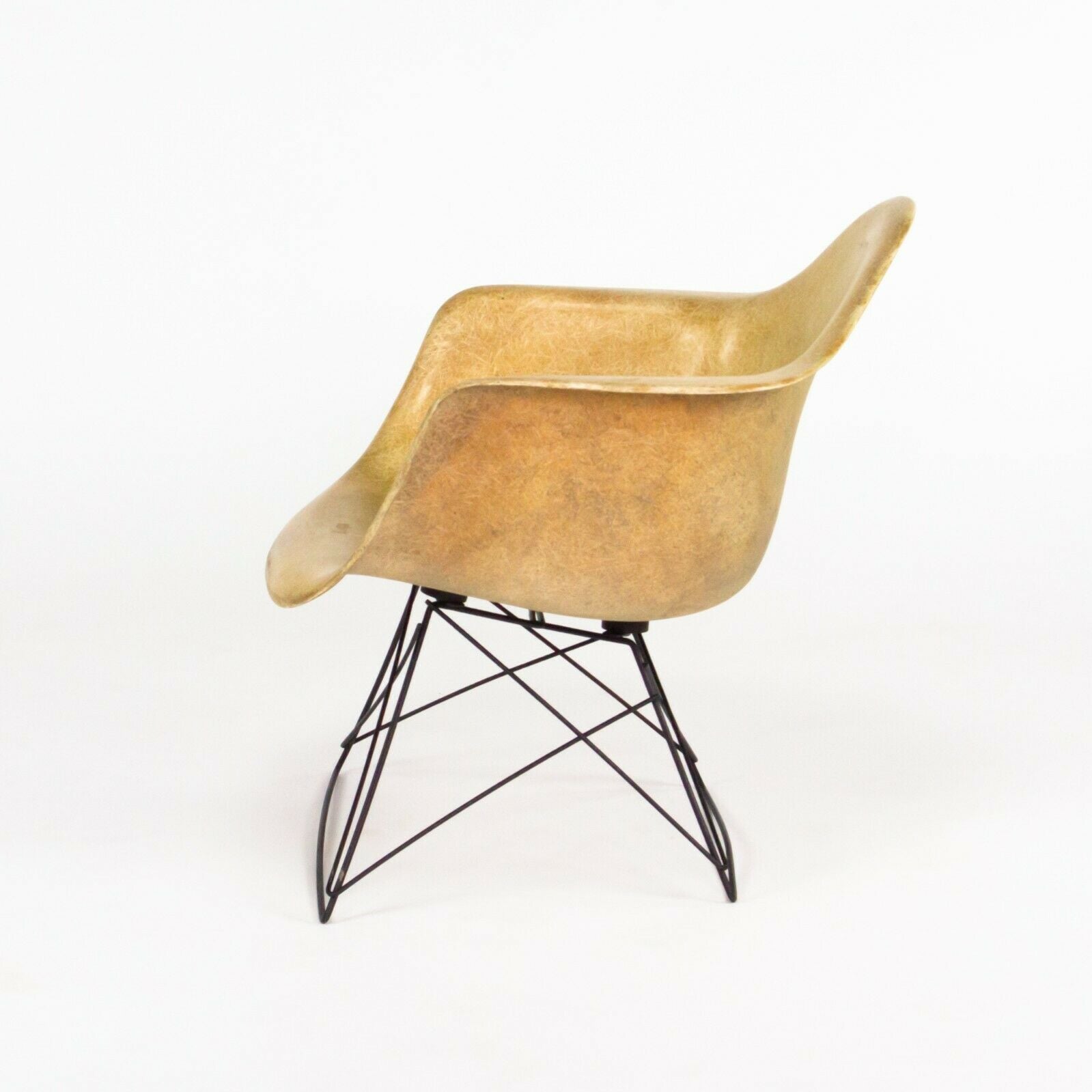SOLD 1954 Herman Miller Eames Fiberglass LAR Arm Shell Lounge Chair Cats Cradle Base