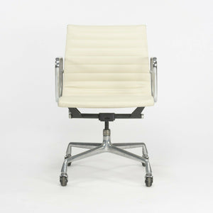 SOLD 1985 Herman Miller Eames Aluminum Group Management Desk Chair White