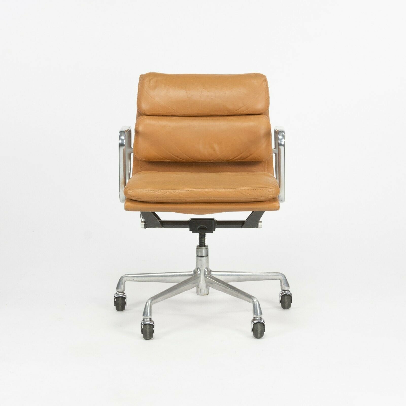 SOLD 1987 Herman Miller Eames Aluminum Group Soft Pad Desk Chairs in Tan Leather 16x Available