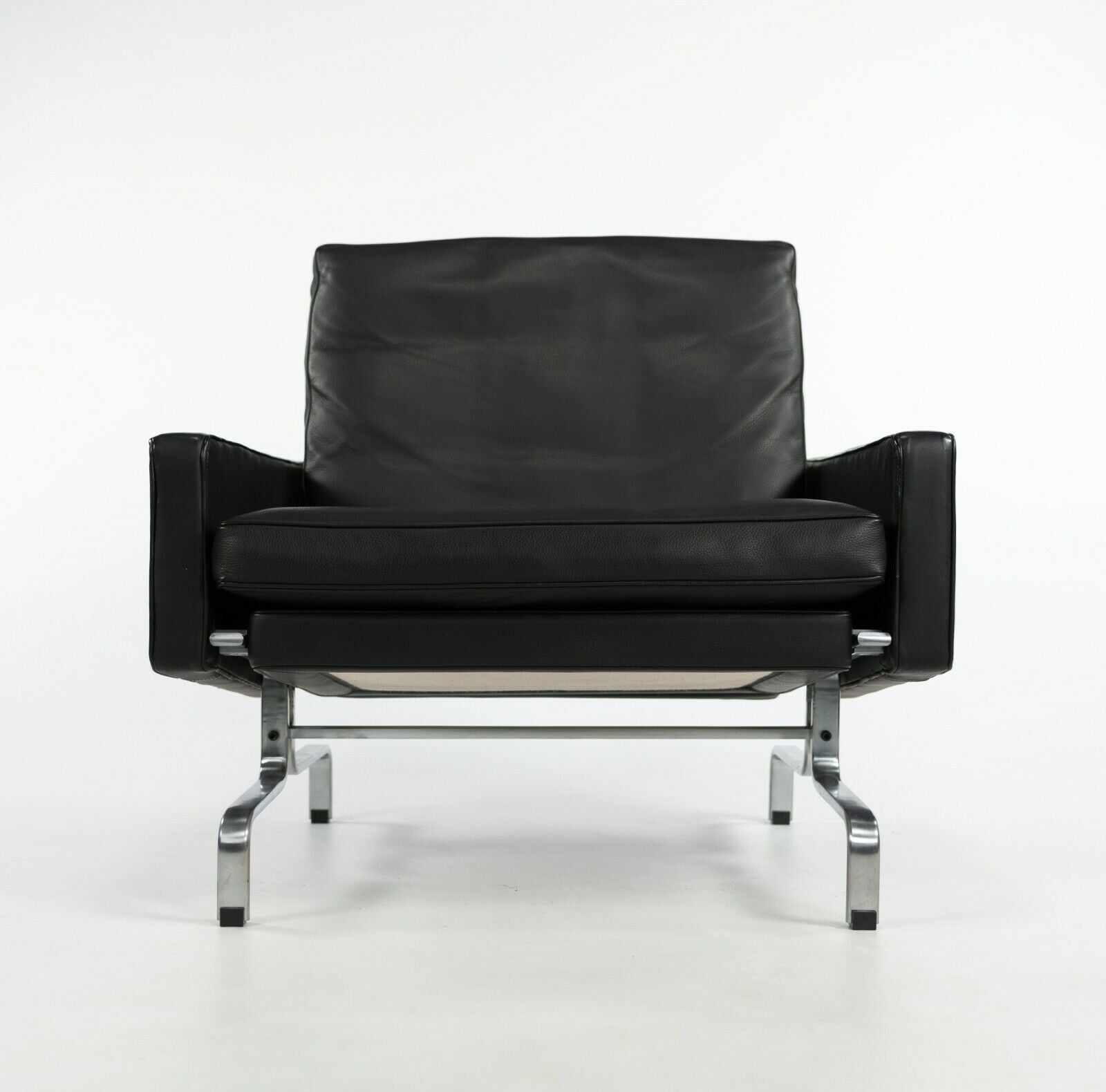 2010 Pair of Poul Kjaerholm for Fritz Hansen PK31 Easy Lounge Chair Black Leather