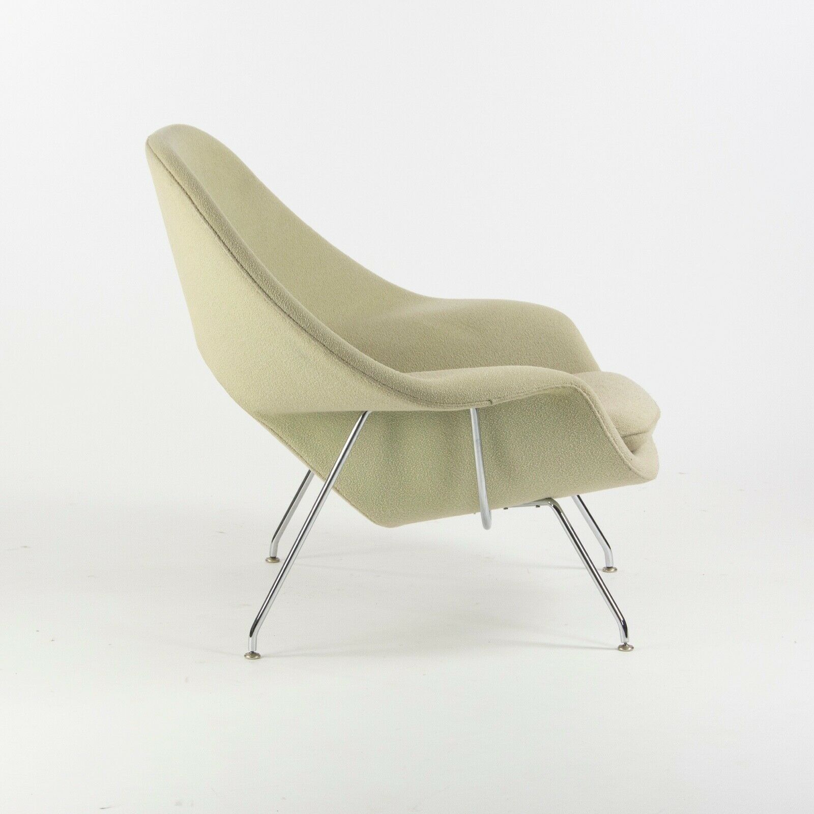 SOLD 2010s Eero Saarinen Knoll Studio Womb Chair and Ottoman Off-White Boucle Fabric