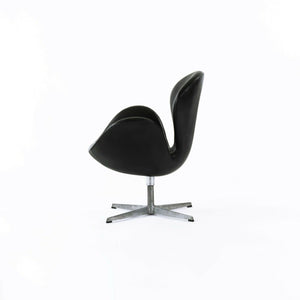 1960s Arne Jacobsen Swan Chair by Fritz Hansen of Denmark in Black Leather