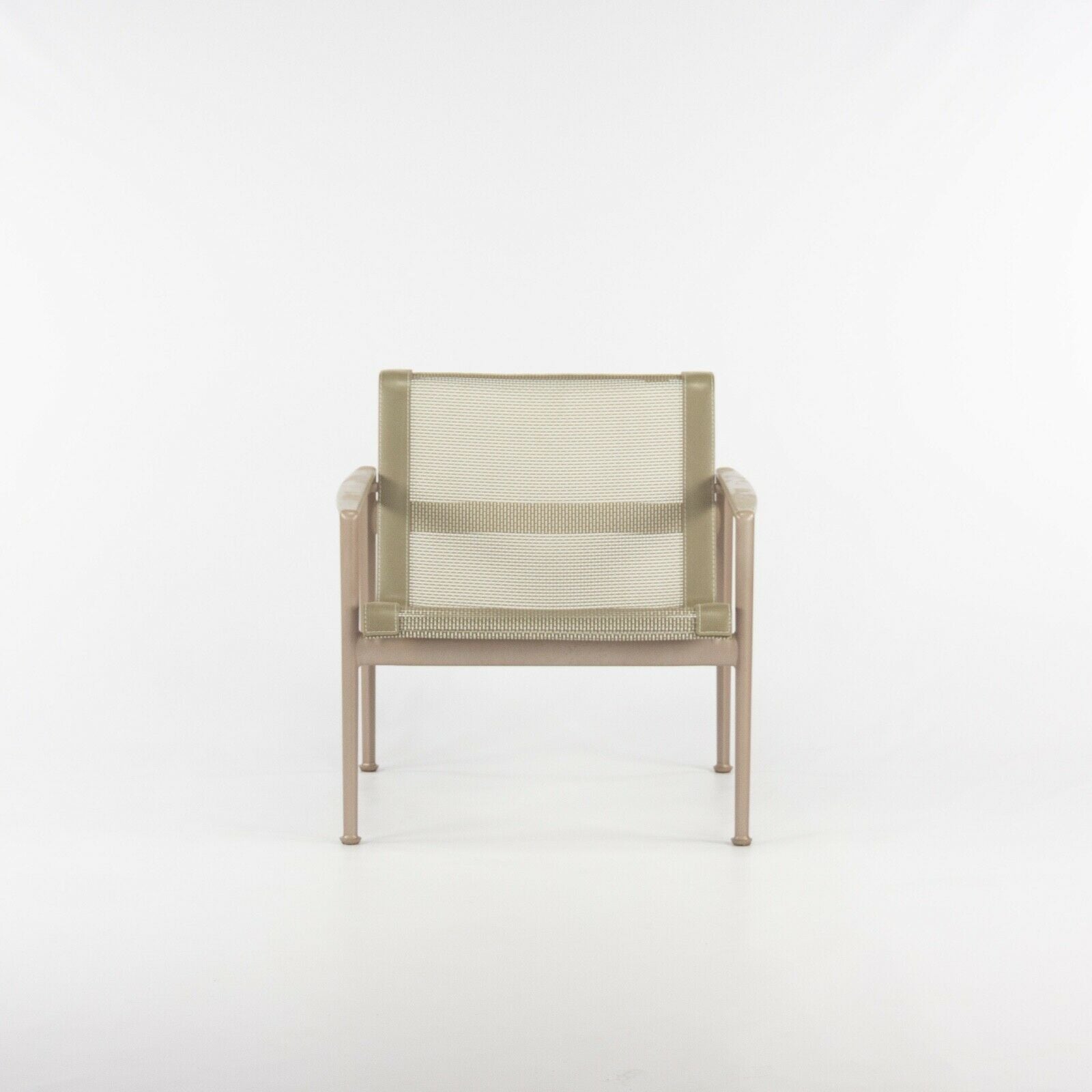 2020 Knoll Richard Schultz 1966 Series Outdoor Lounge Chair with Arms and Beige Frame