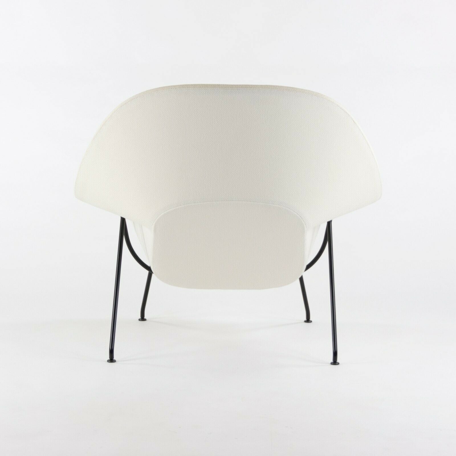 SOLD 2020 Eero Saarinen for Knoll Studio Womb Chair in White / Ivory Boucle Fabric