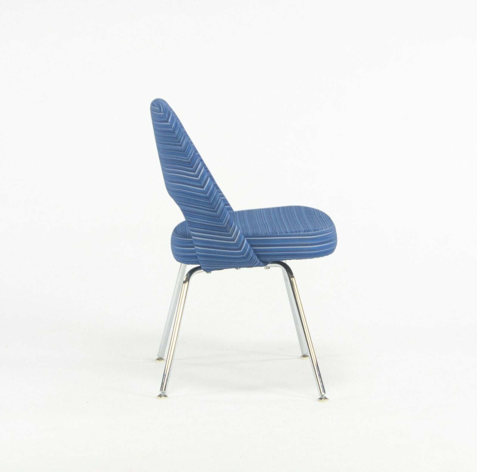 SOLD 2020 6x Eero Saarinen for Knoll Executive Side Chair with Blue Striped Fabric