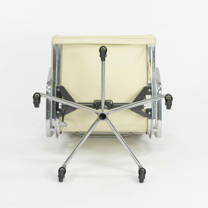 SOLD 2007 Herman Miller Eames Aluminum Group Soft Pad Management Desk Chair Off-White