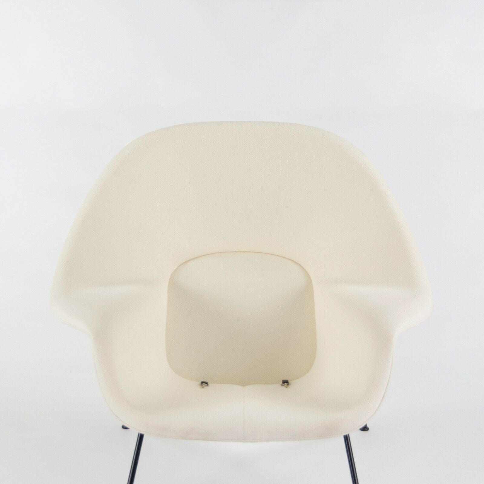SOLD 2020 Eero Saarinen for Knoll Studio Womb Chair in White / Ivory Boucle Fabric