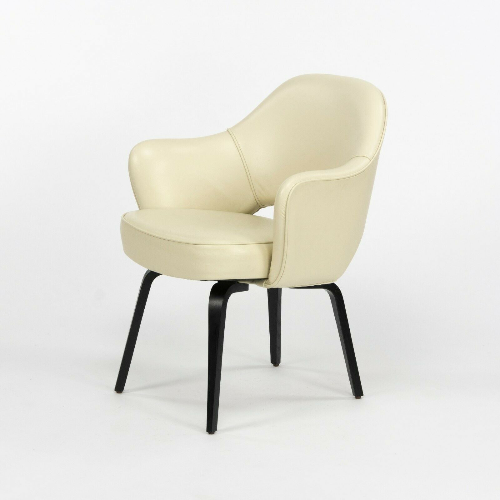 Eero Saarinen for Knoll 2020 Executive Armchair with Ivory Leather & Wood Legs