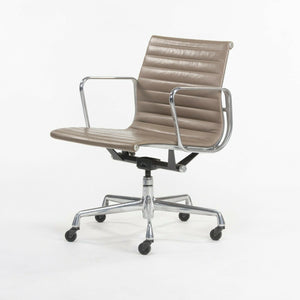 SOLD Greige Leather Herman Miller Eames Aluminum Group Management Desk Chair 8 Available