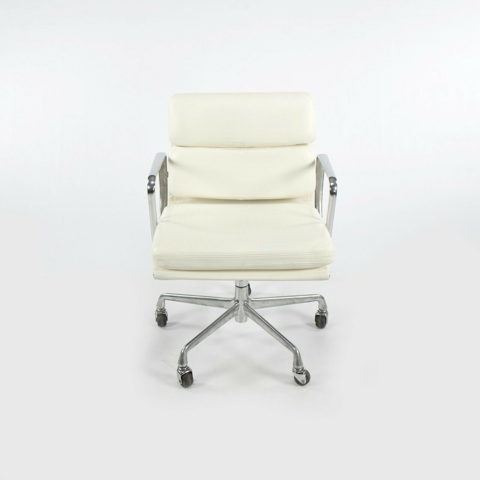 SOLD 2010s Herman Miller Eames Aluminum Group Management Desk Chair in White Leather