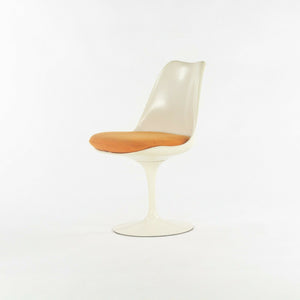 SOLD 1960s Eero Saarinen for Knoll Tulip Dining Table and Four White Tulip Side Chairs
