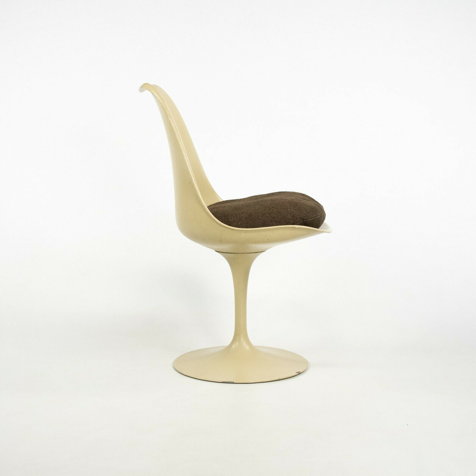 1960s Set of 4 Eero Saarinen for Knoll Armless Tulip Side Chairs in Brown Fabric