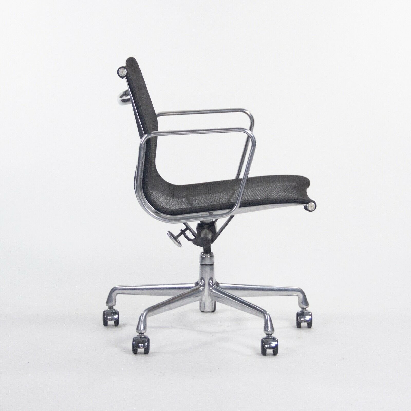 SOLD 2009 Herman Miller Eames Aluminum Group Executive Low-Back Black Mesh Desk Chair