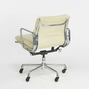SOLD 2007 Herman Miller Eames Aluminum Group Soft Pad Management Desk Chair Off-White