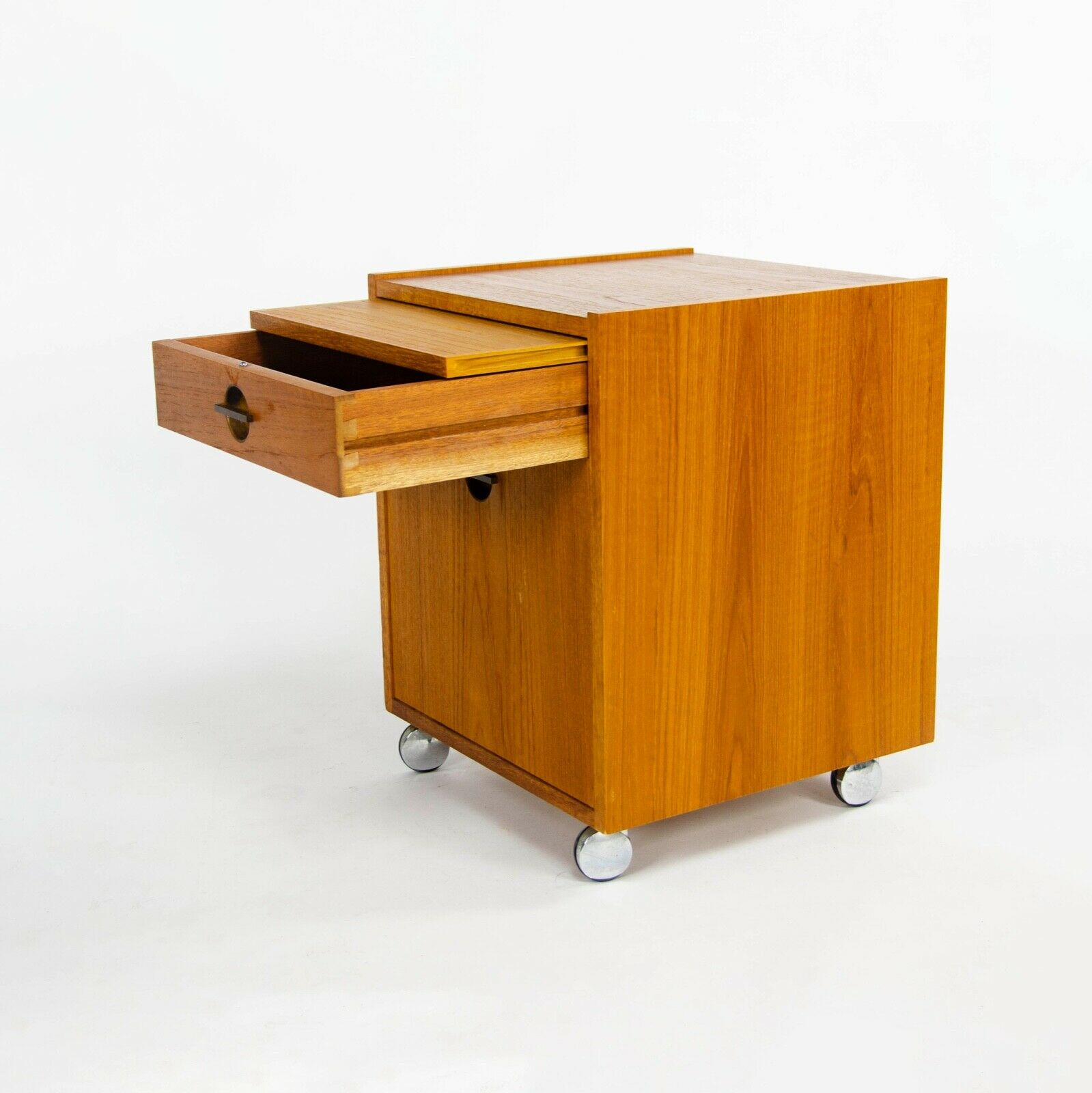 SOLD 1970s Pair of Rolling W&B Mobler Danish Modern Teak Bedside Table / Cabinets