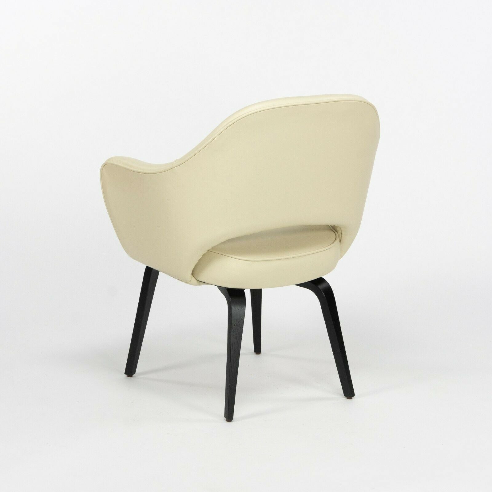 Eero Saarinen for Knoll 2020 Executive Armchair with Ivory Leather & Wood Legs