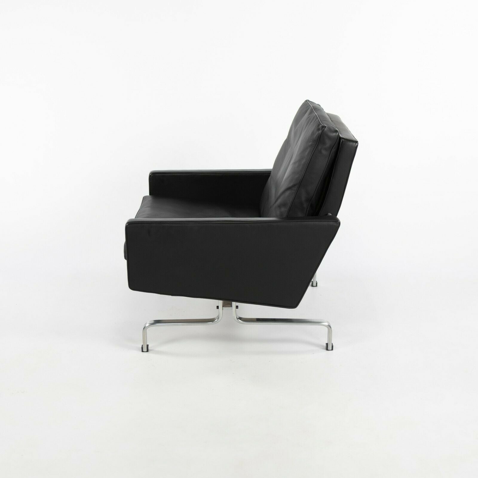 2010 Pair of Poul Kjaerholm for Fritz Hansen PK31 Easy Lounge Chair Black Leather