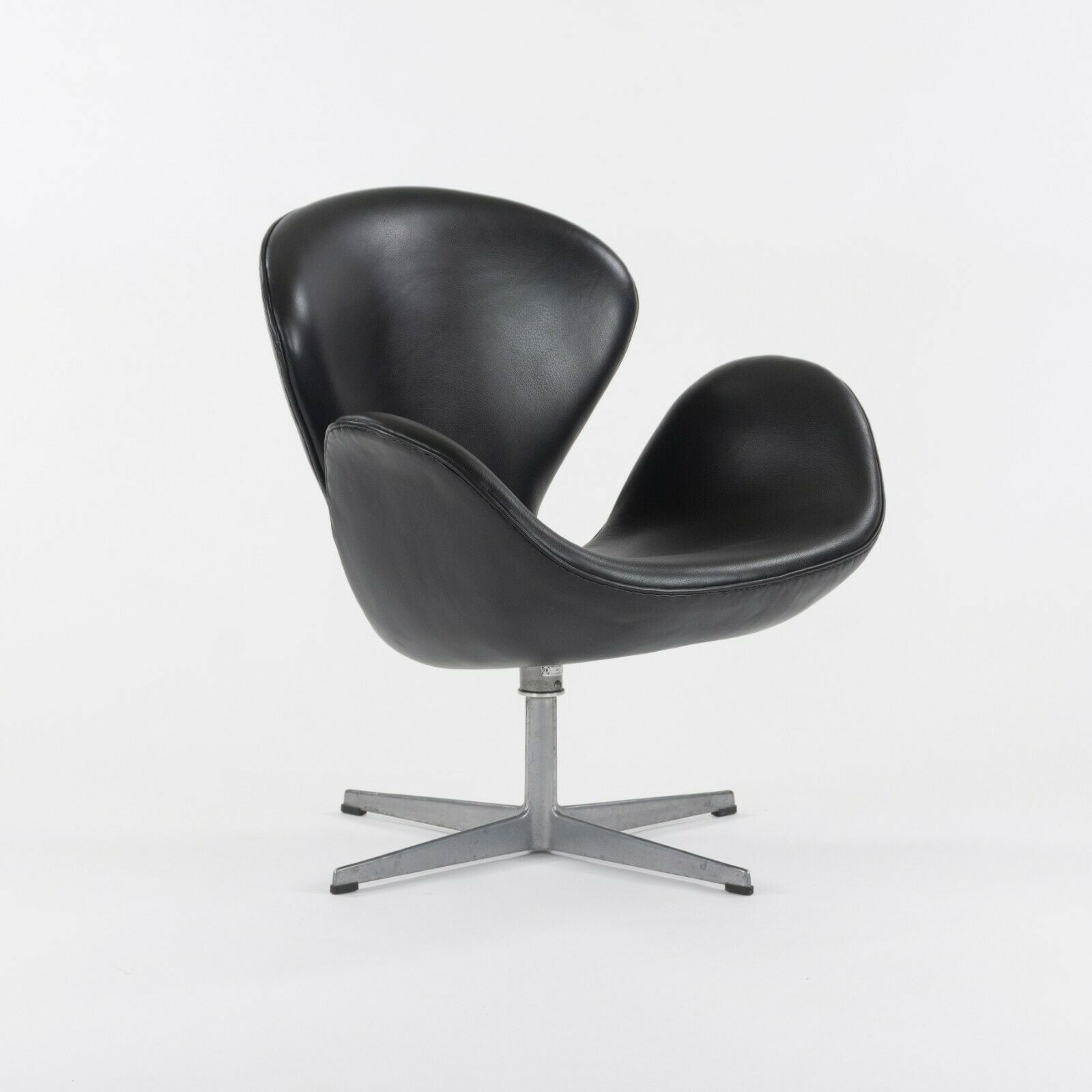 1968 Vintage Arne Jacobsen Swan Chair by Fritz Hansen of Denmark Black Leather