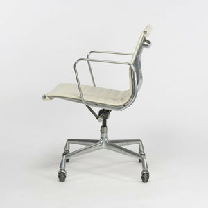 SOLD 1985 Herman Miller Eames Aluminum Group Management Desk Chair White