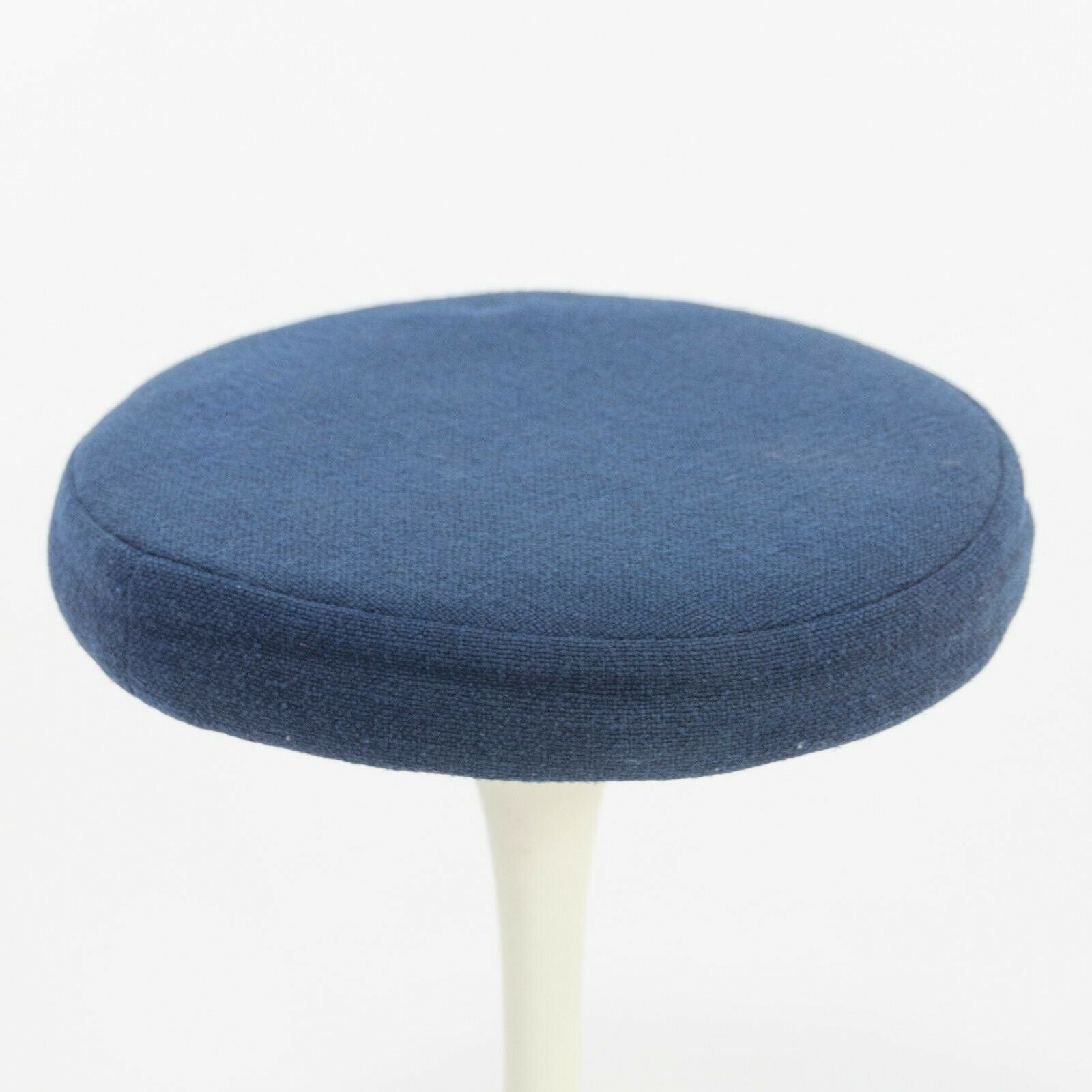 SOLD 1977 Eero Saarinen for Knoll Upholstered Pedestal Tulip Stools 152 S 2x Available