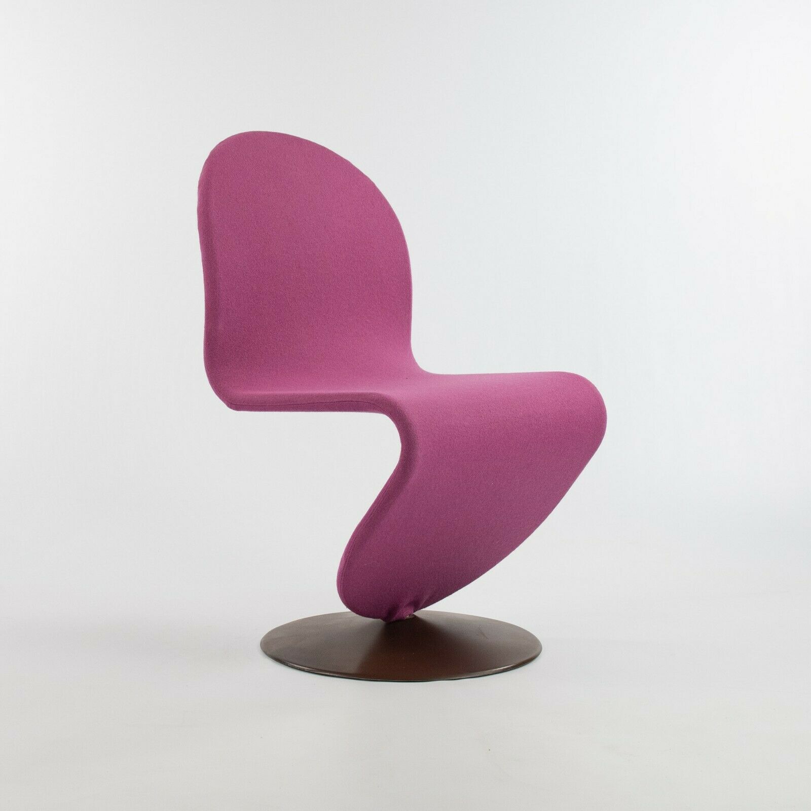 SOLD 1970s Verner Panton for Fritz Hansen 1-2-3 Dining Side Chair in Magenta Fabric