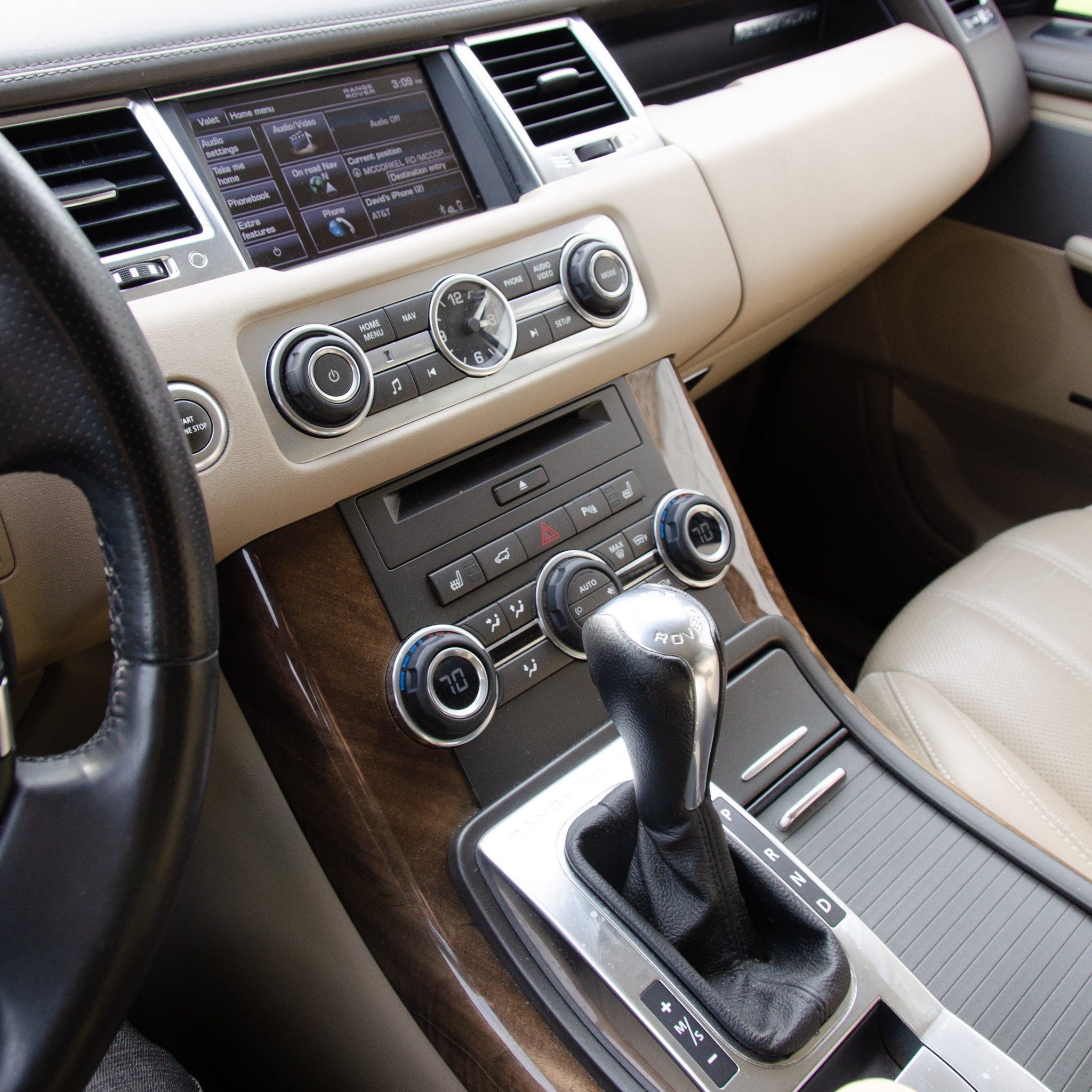 SOLD 2013 Range Rover Sport 5.0L V8 HSE Luxury