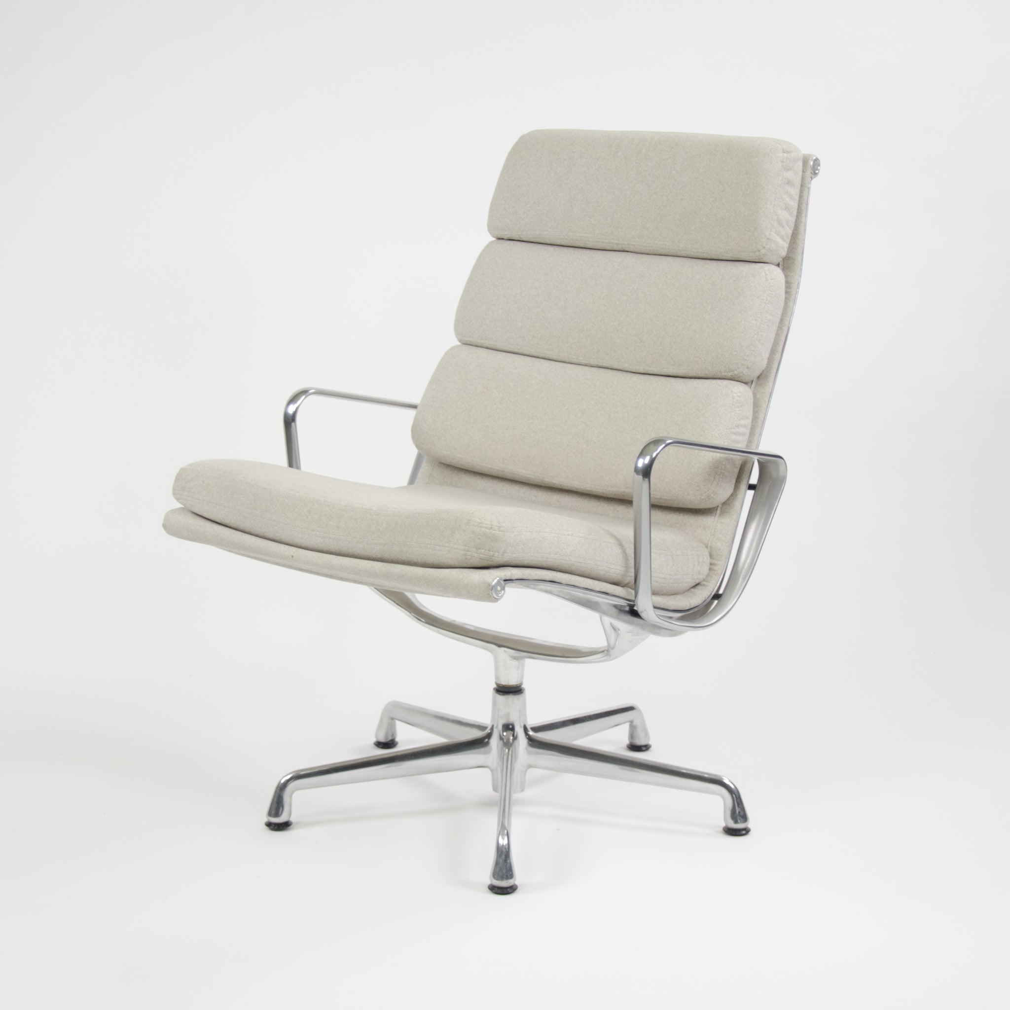 SOLD Herman Miller Eames Soft Pad Aluminum Group Lounge Chairs Fabric 2x MINT 2006