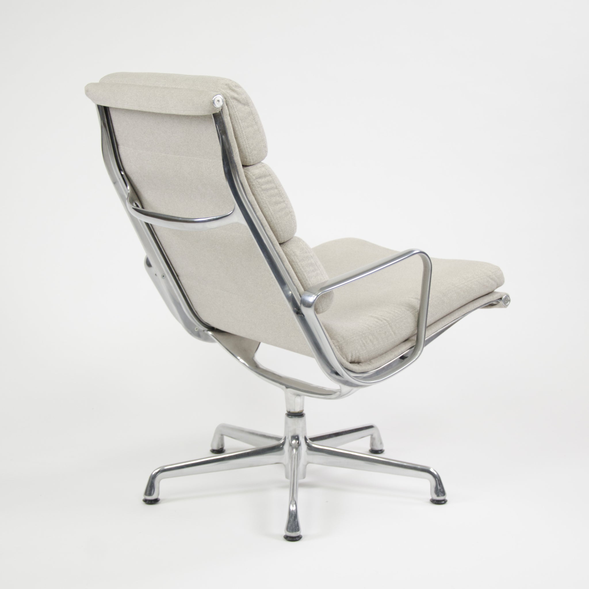 SOLD Herman Miller Eames Soft Pad Aluminum Group Lounge Chairs Fabric 2x MINT 2006